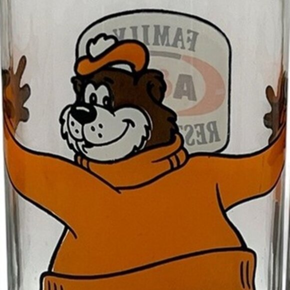 Vintage A&W Family Restaurant Rooty the Great Root Bear Tumbler - Picture 2 of 4